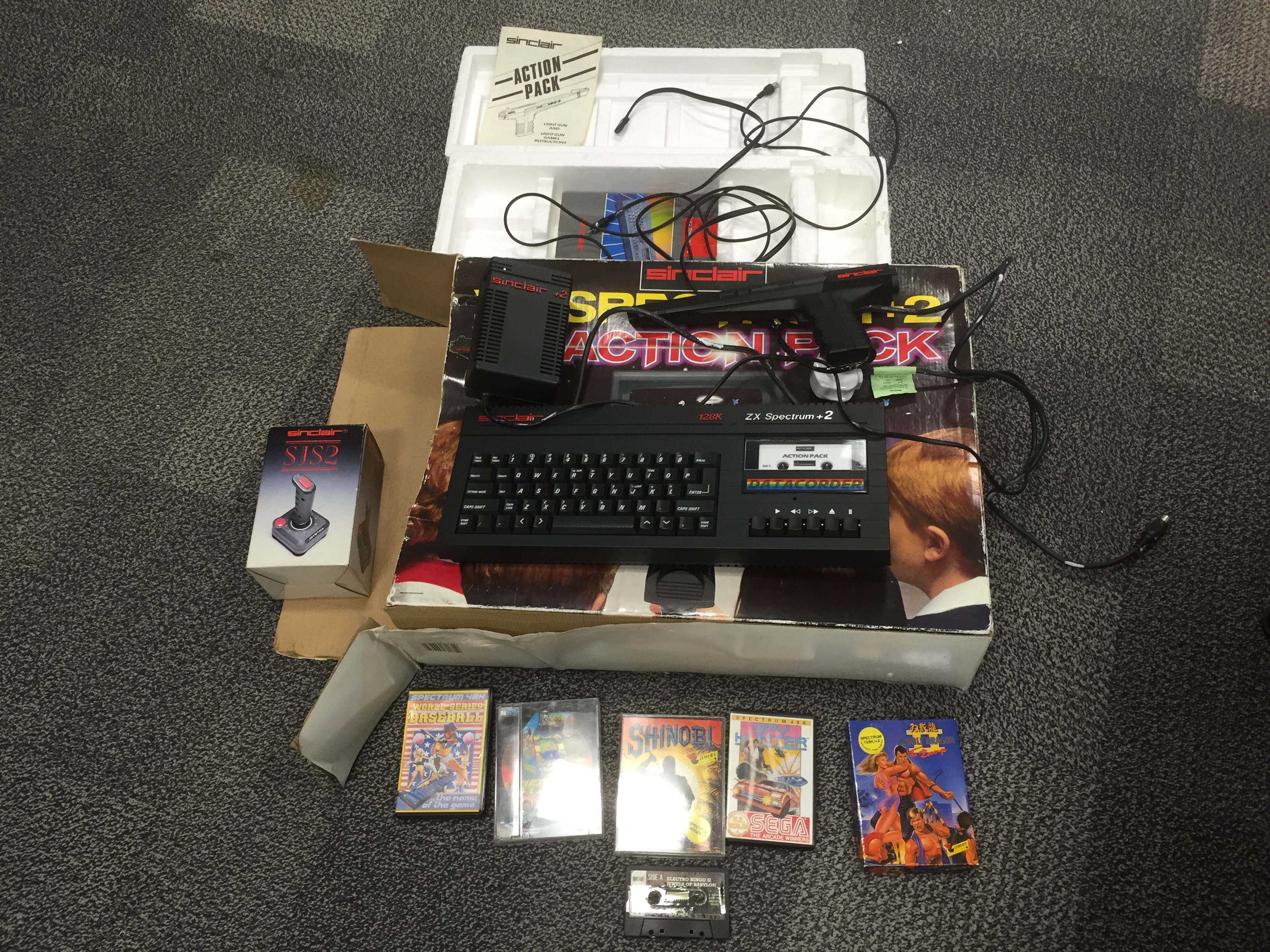 Спектрум москва. ZX Spectrum 128k. Sinclair ZX Spectrum 128k. ZX Spectrum 128k Modem. ZX Спектрум игровая приставка.